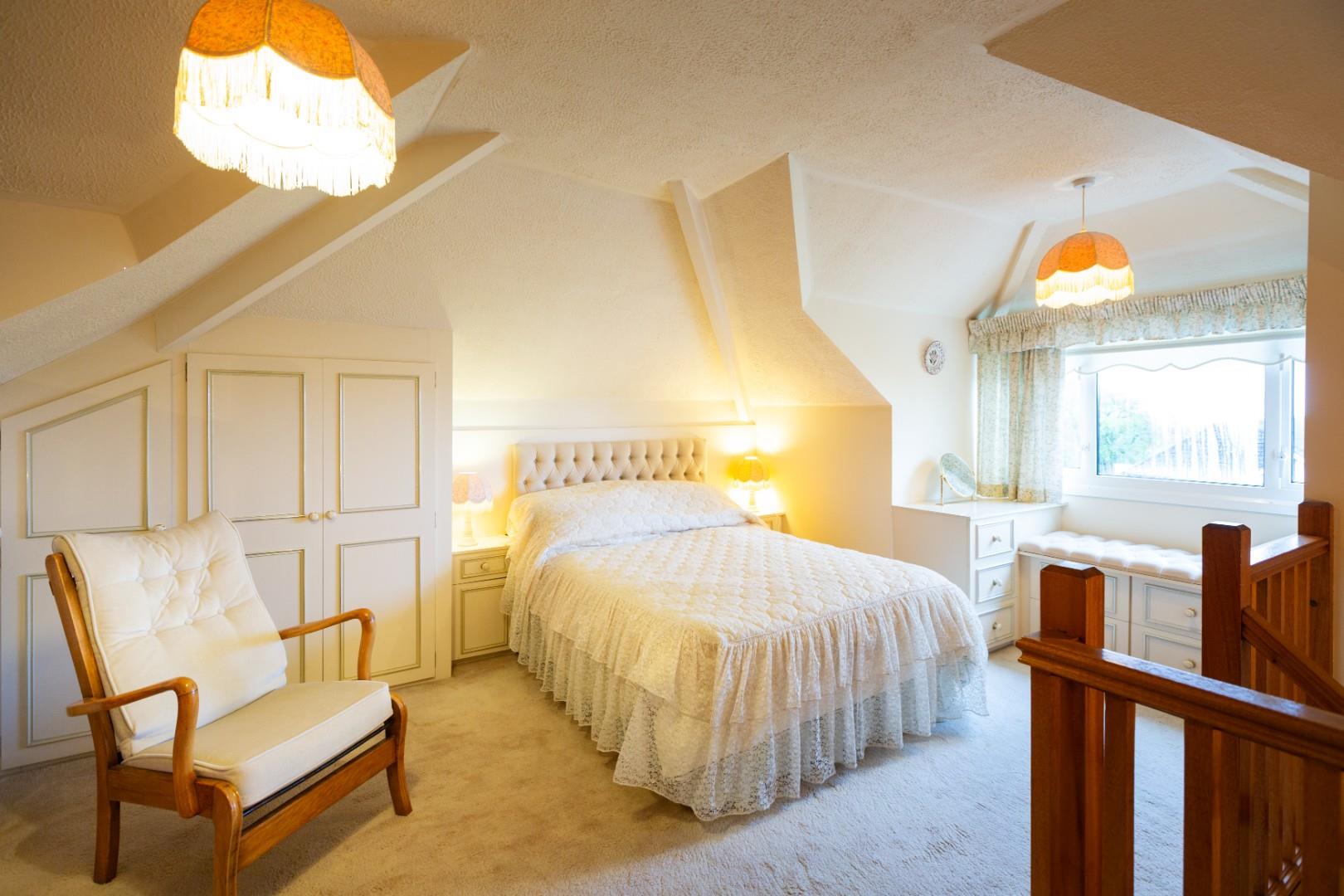 Espalone, Murton, Swansea, SA3 3AH